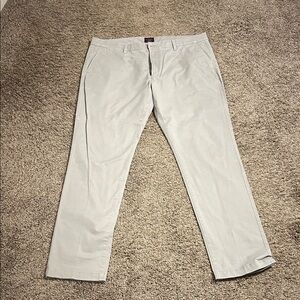 UNTUCKit Men's Soft Gray Chinos
